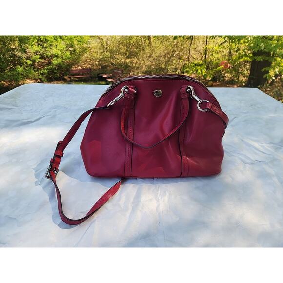 Coach Cora Domed Satchal In Crossgrain Leather F25671 Red - Picture 1 of 6
